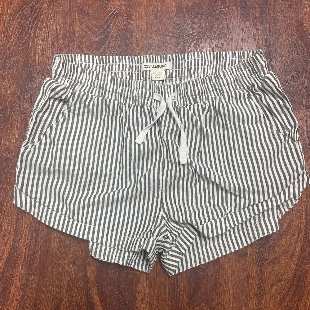 Billabong shorts